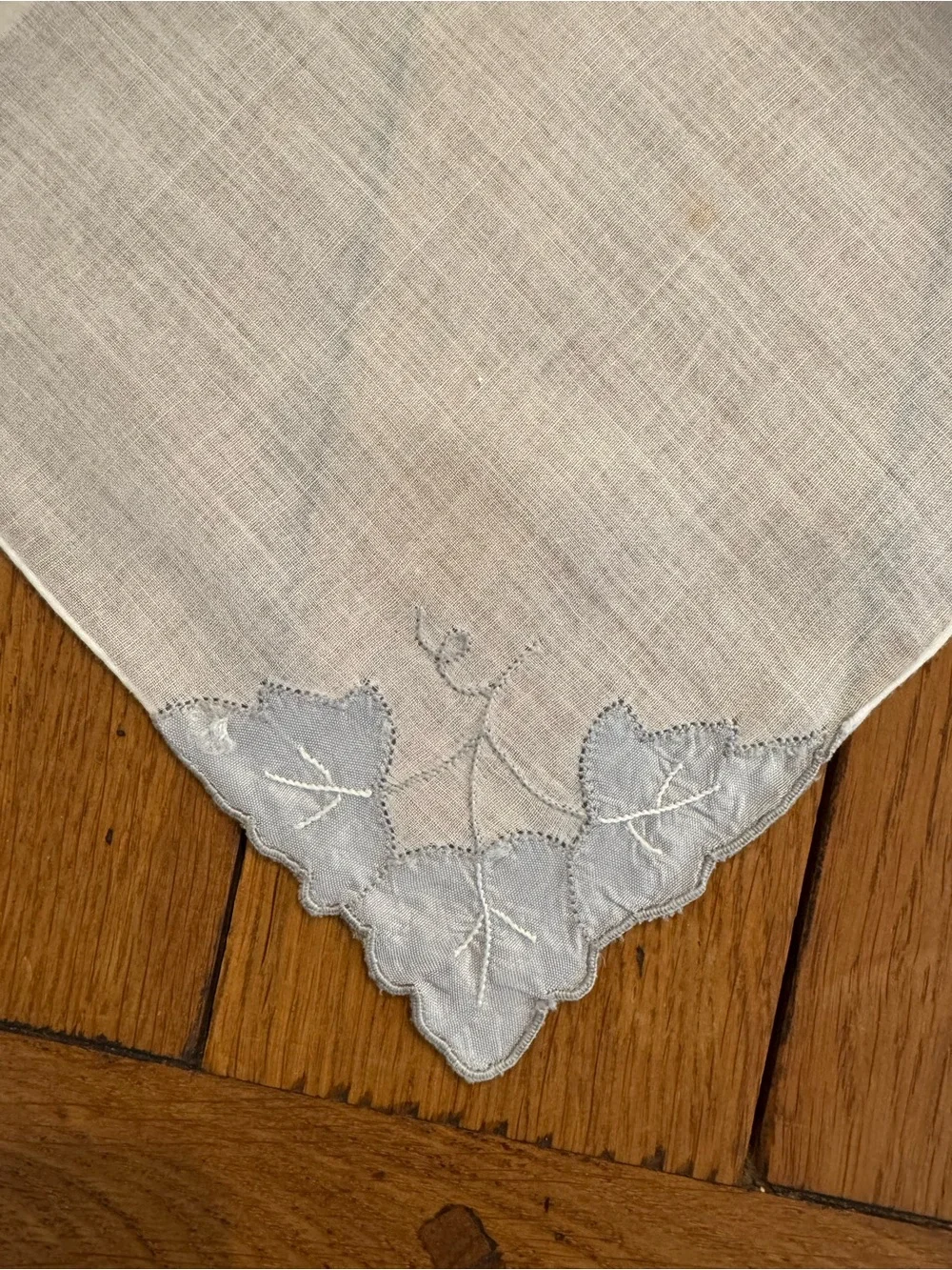 N/A classic embroidered